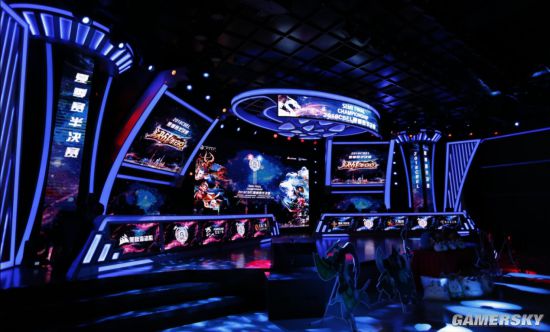 事的社区而 事的社区而