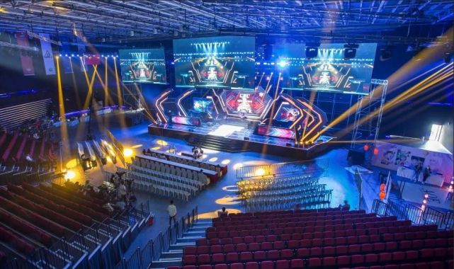 强球队的 强球队的